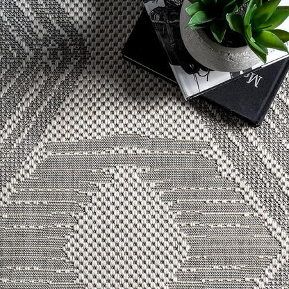 nuLOOM 8' Round Outdoor Tribal Geometric Area Rug, Stain Resistant, Weather Resistant, High Traffic, Patio, Balcony, Outside, Ranya Light Grey