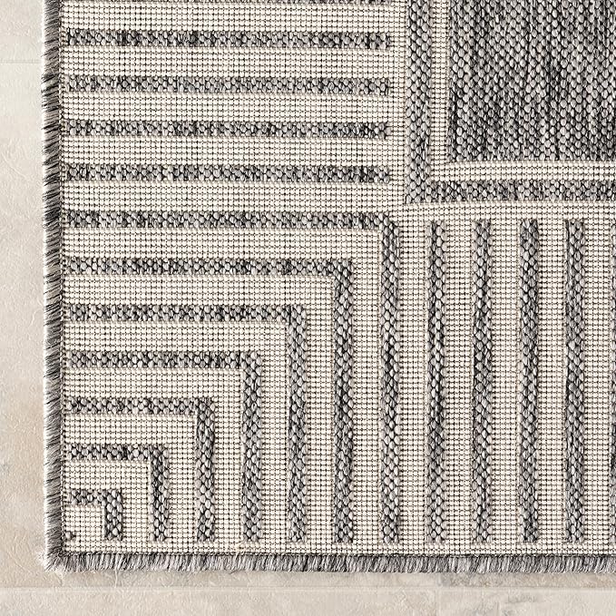 nuLOOM 4' x 6' Outdoor Area Rug, Casual Design with Striped Border, Stain Resistant, Highly Durable, for Patio, Balcony, Bedroom, Living Room, Dining Room, Bathroom, Steel