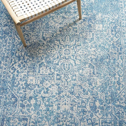 SAFAVIEH Evoke Collection 4' x 6' Blue/Ivory EVK256C Oriental Distressed Non-Shedding Living Room Bedroom Accent Rug